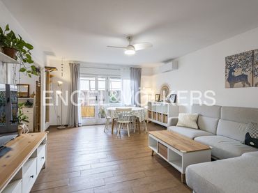 Flat with balcony for sale in Centre - Cordelles