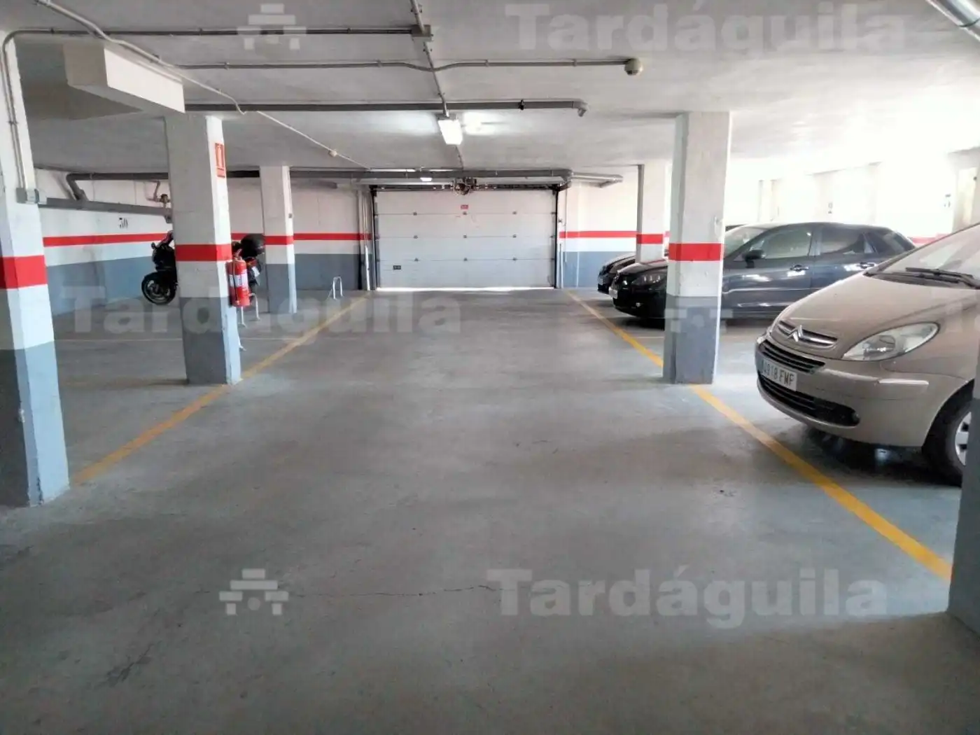 Parkplatz von Garage zum Verkauf in Salamanca