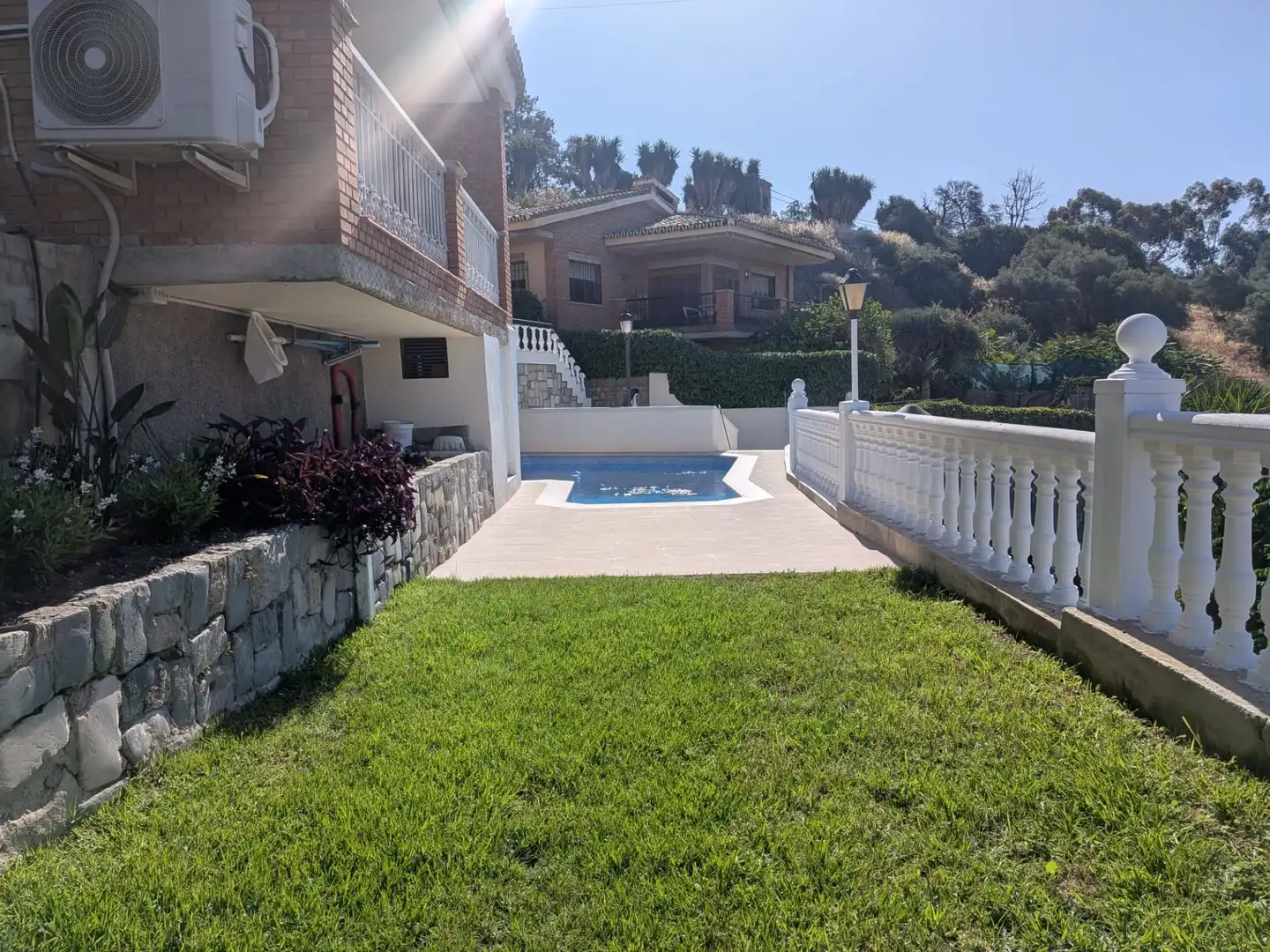 Piscina de Casa o chalet de alquiler en Málaga con Aire acondicionado, Jardín privado y Terraza