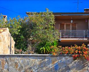 Exterior view of Single-family semi-detached for sale in Bellvei  with Terrace and Balcony