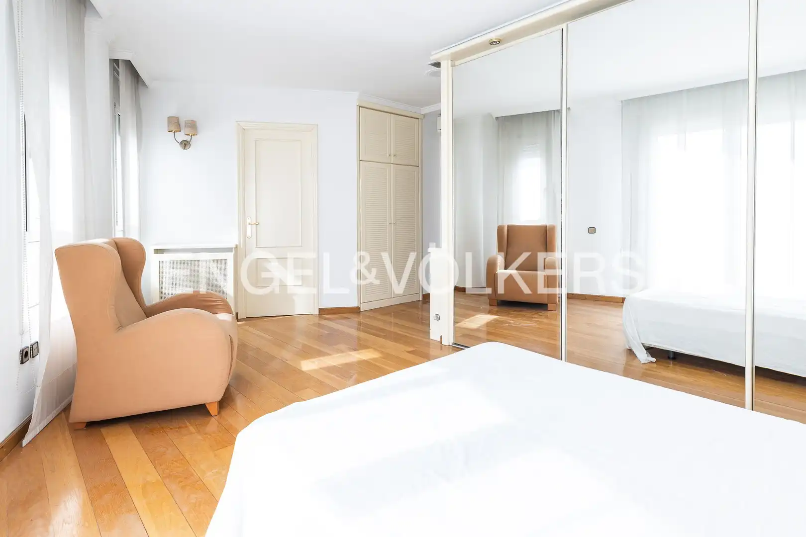 Habitación de Piso en venta en Barcelona con Aire acondicionado, Calefacción y Terraza