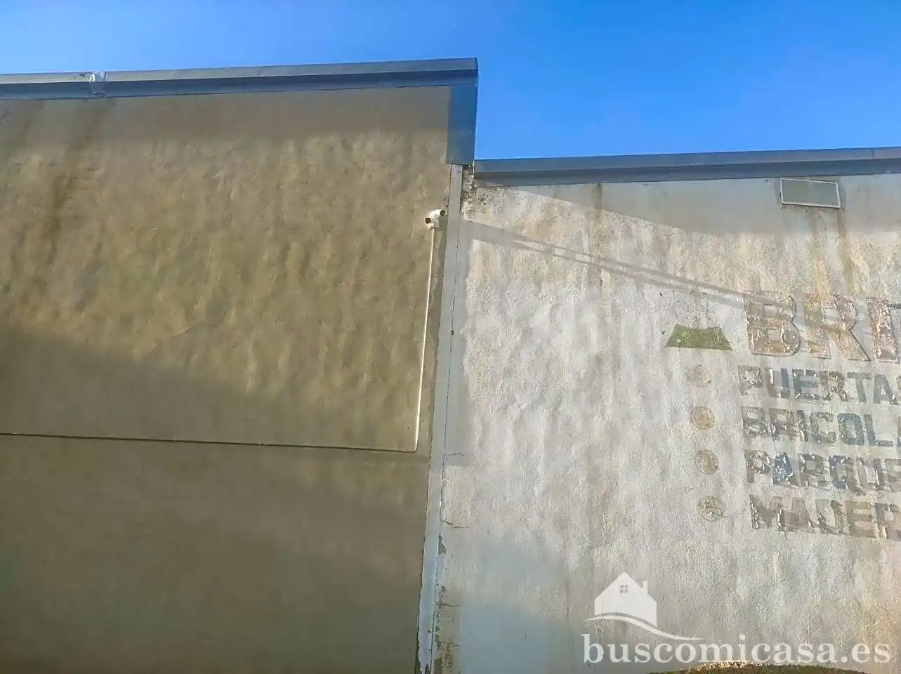 Außenansicht von Garage zur Miete in Linares