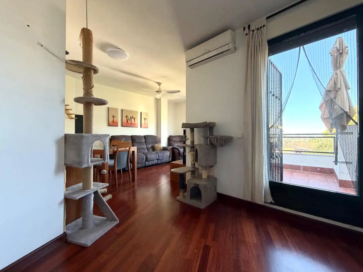 Living room of Attic for sale in Burjassot  with Air Conditioner, Heating and Terrace