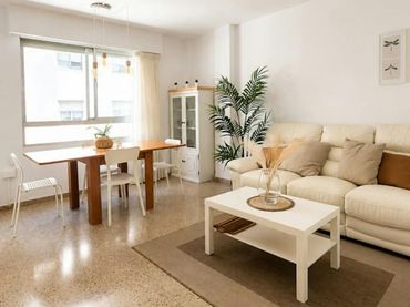 Wohnung mit Aufzug zur Miete in Carrer del Pintor López