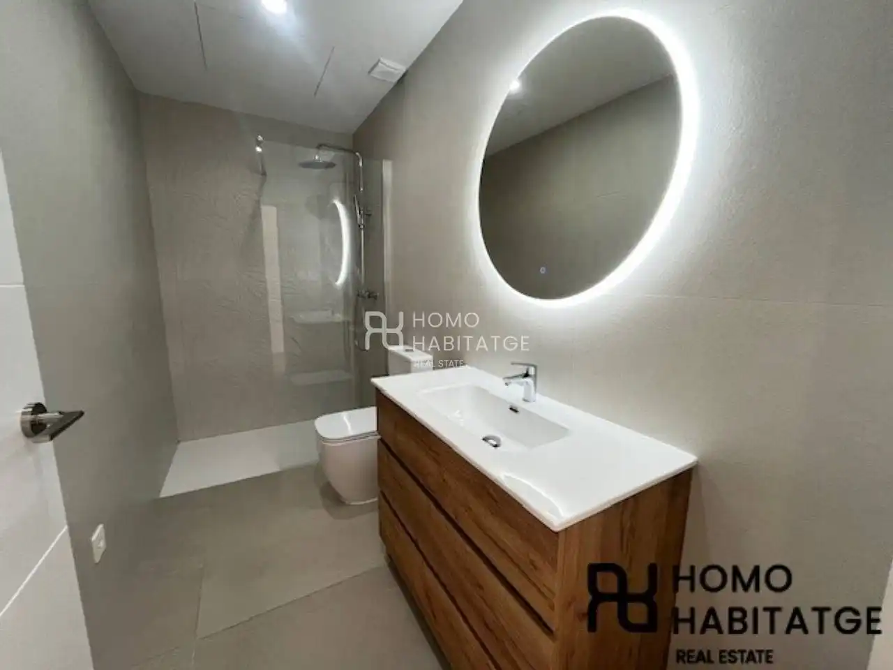 Baño de Casa o chalet en venta en Sabadell con Aire acondicionado, Calefacción y Terraza