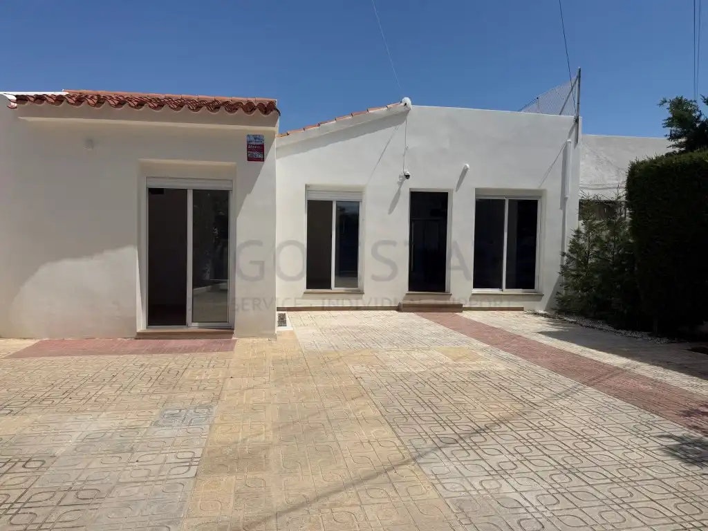 Vista exterior de Casa o chalet en venta en La Nucia