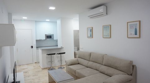 Foto 5 de Apartament de lloguer a Calle Administrador Gutierrez Anaya, 1, Parque Alcosa, Sevilla Capital