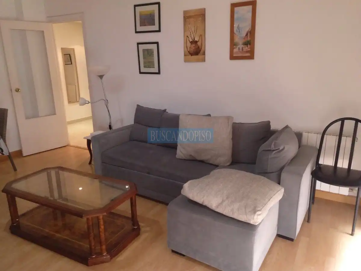 Flat for rent in Residencia