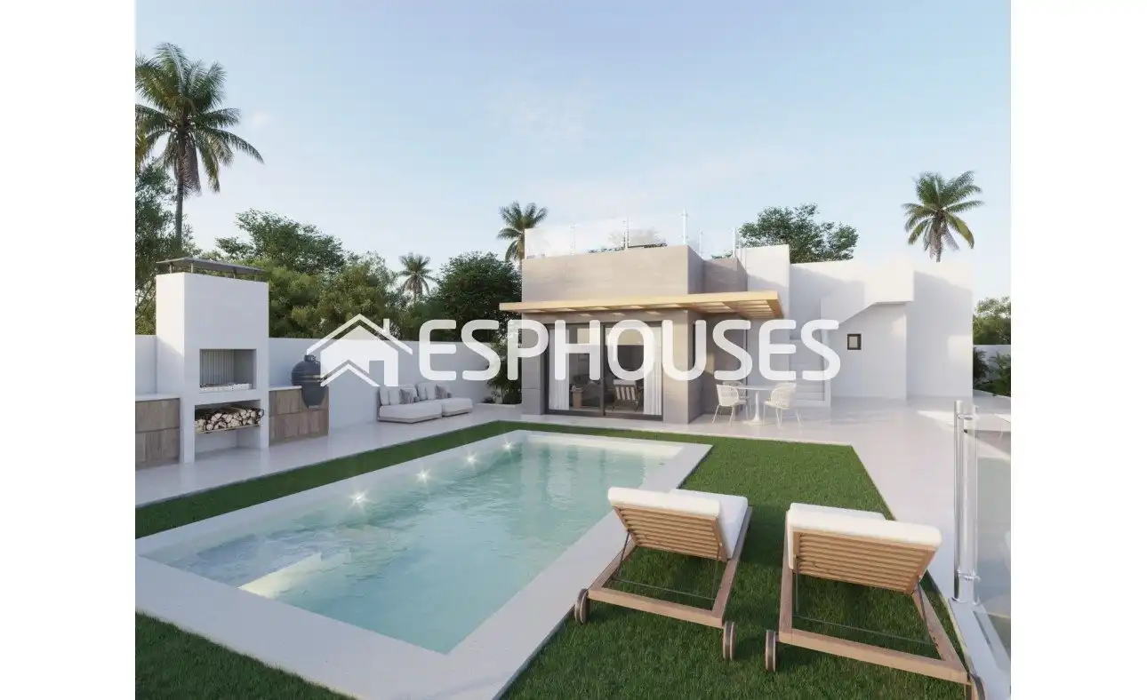 Detached house with pool for sale in La Alberca