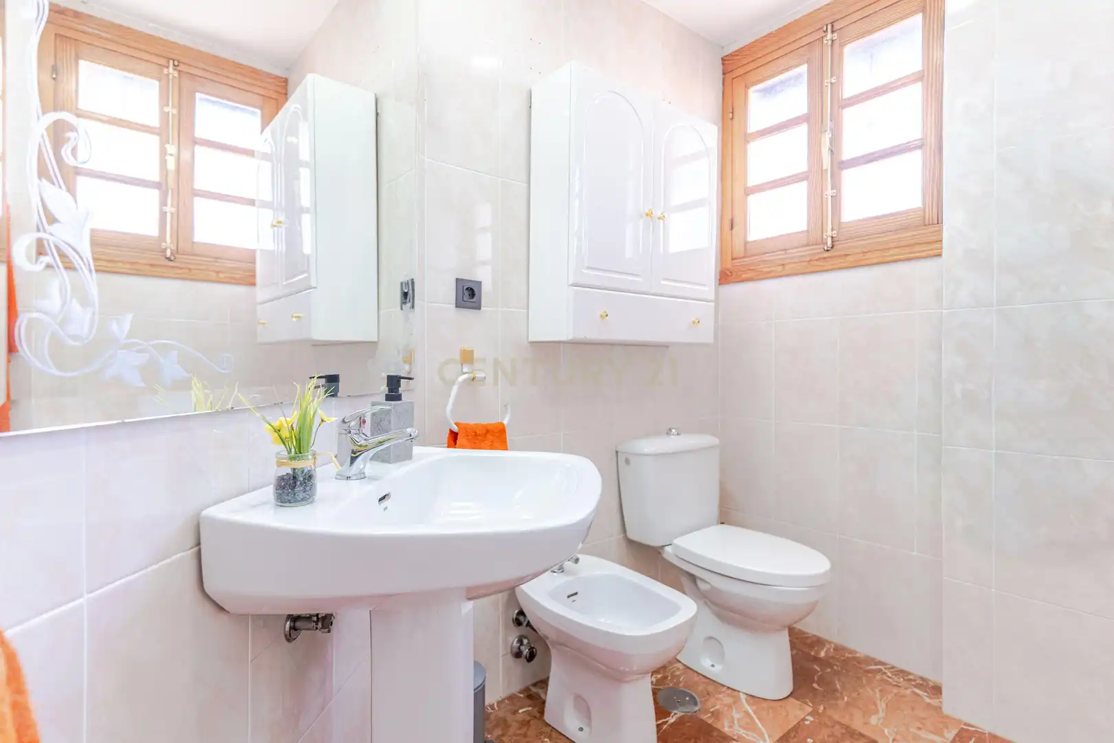 Baño de Casa o chalet en venta en Villa de Otura con Aire acondicionado, Jardín privado y Piscina