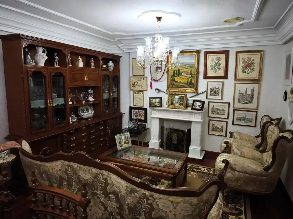Sala d'estar de Pis en venda en Mula amb Aire condicionat, Parquet i Moblat
