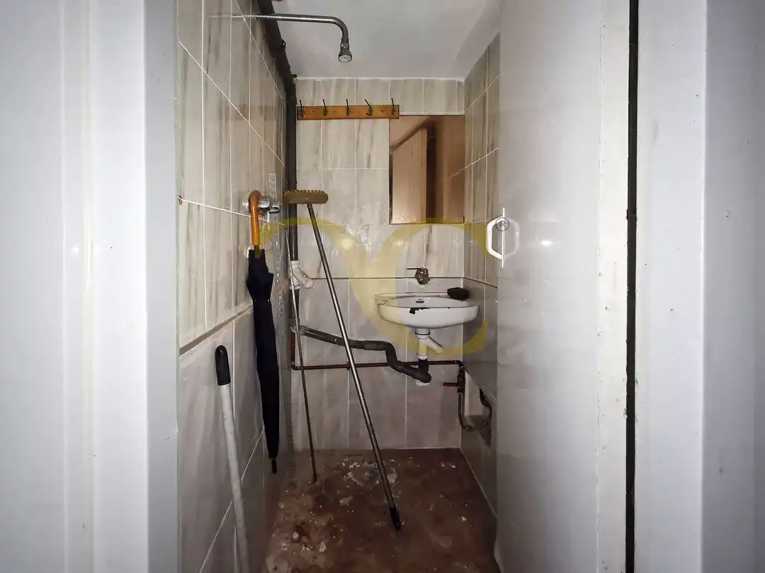 Gewerbefläche zur Miete in Calle Alfredo Truan, imagen 10