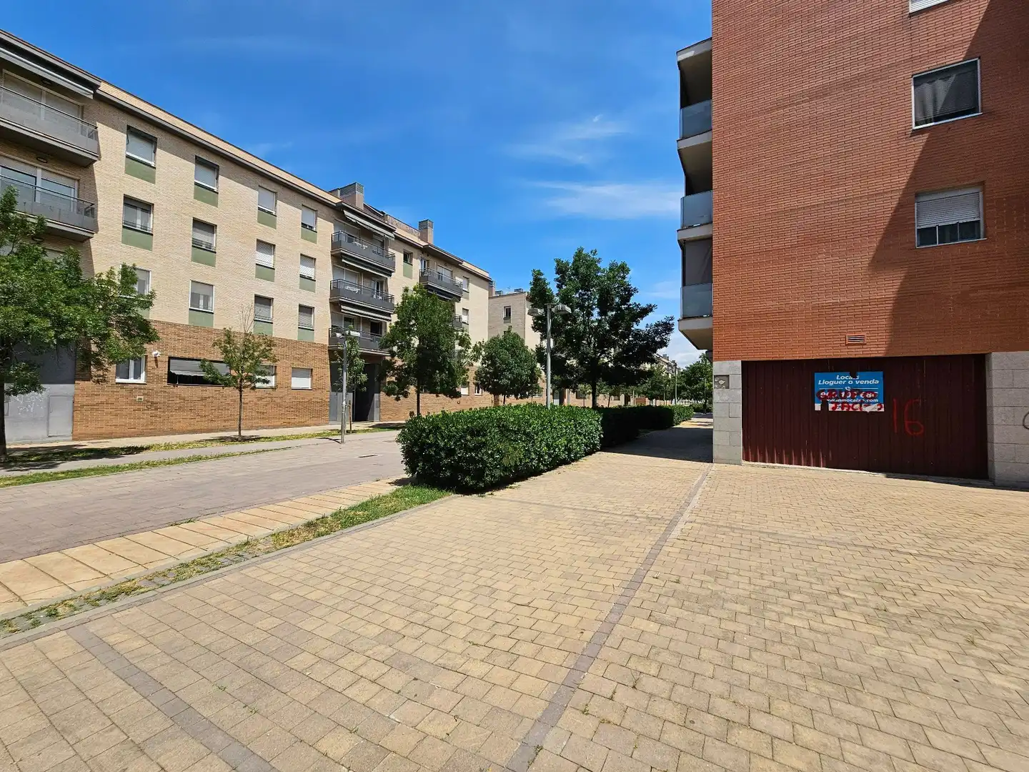 Local comercial de lloguer a Enric Morera, imagen 19