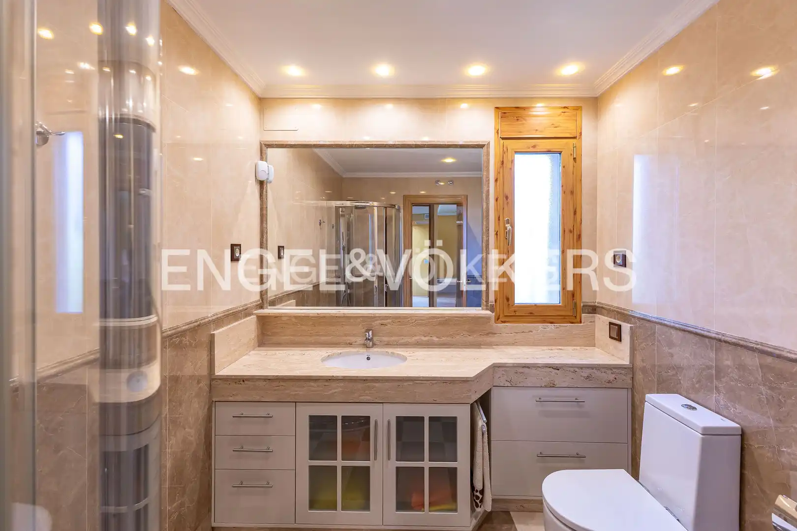 Baño de Finca rústica en venta en Villaviciosa de Odón con Aire acondicionado, Calefacción y Jardín privado