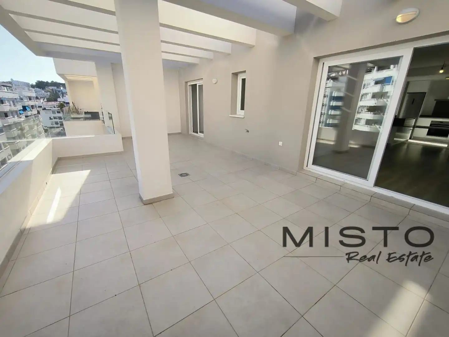 Appartement avec terrasse à louer à C. Pío Baroja