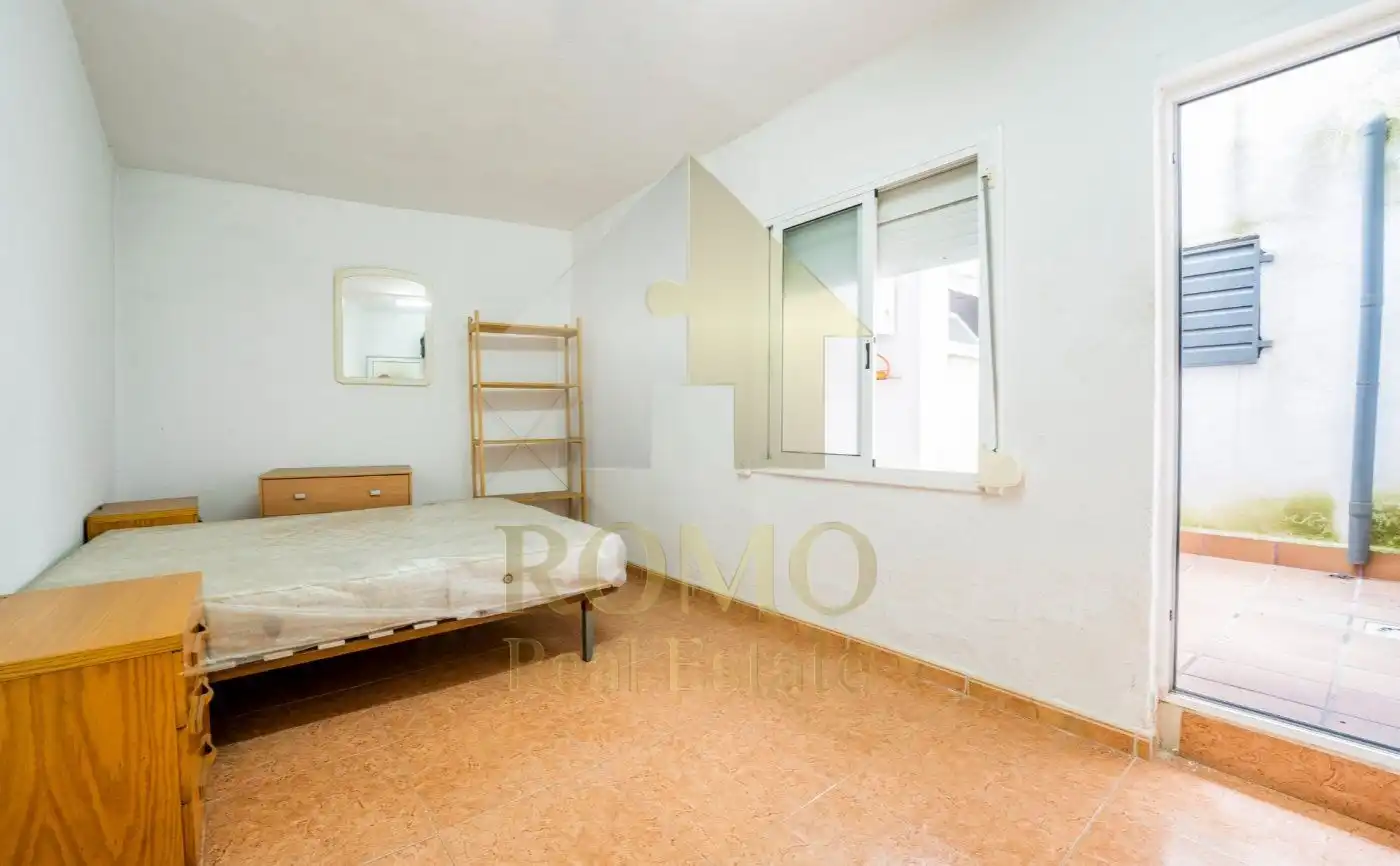 Habitación de Edificio en venta en Santa Perpètua de Mogoda
