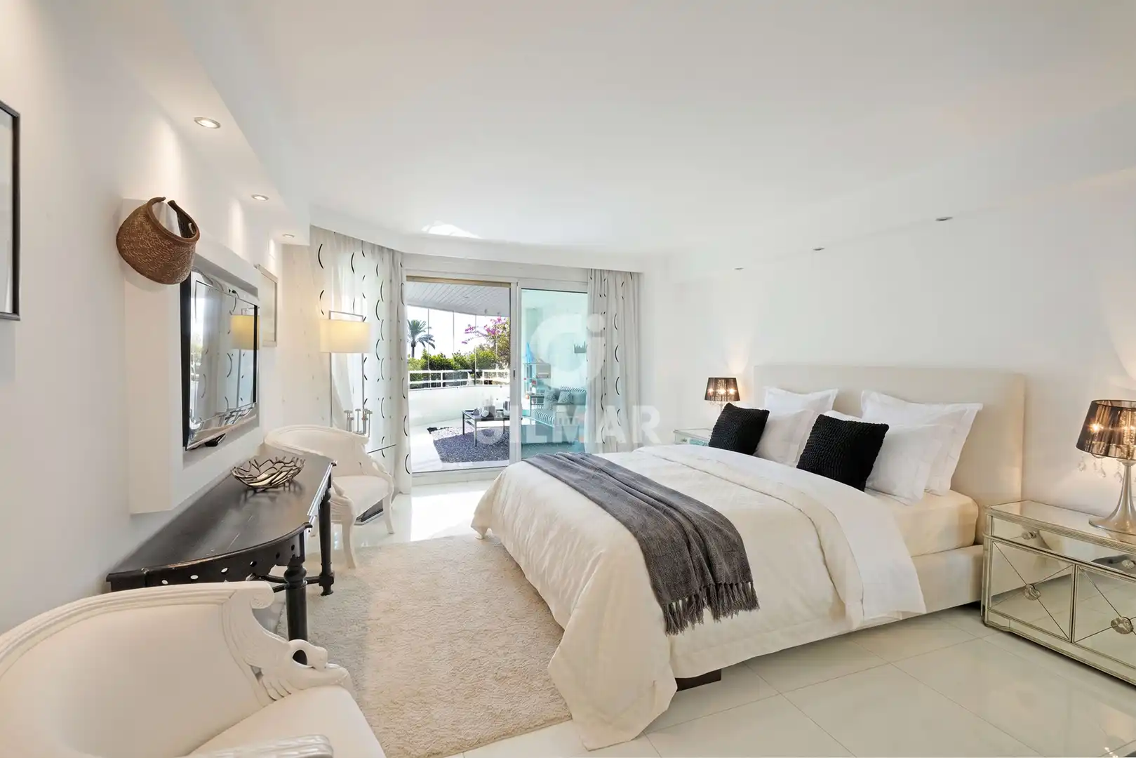 Dormitori de Apartament en venda en Marbella amb Calefacció, Jardí privat i Traster