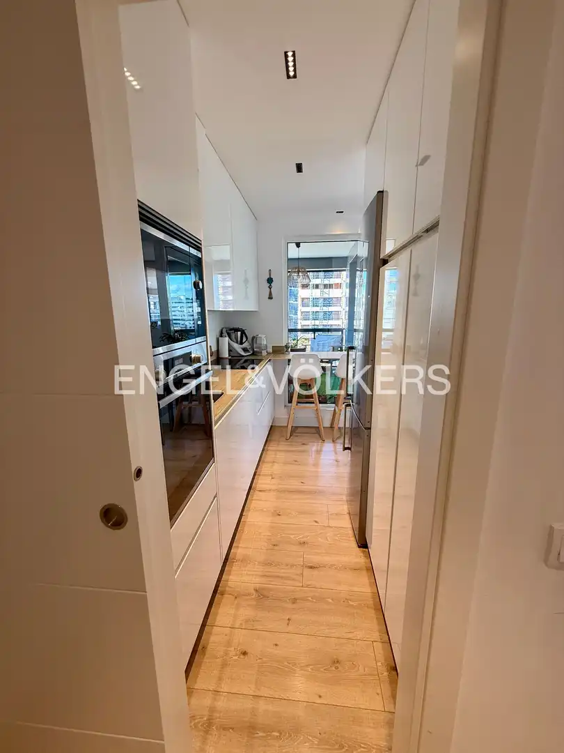 Kitchen of Flat for rent in Madrid  with Air Conditioner, Heating and Terrace