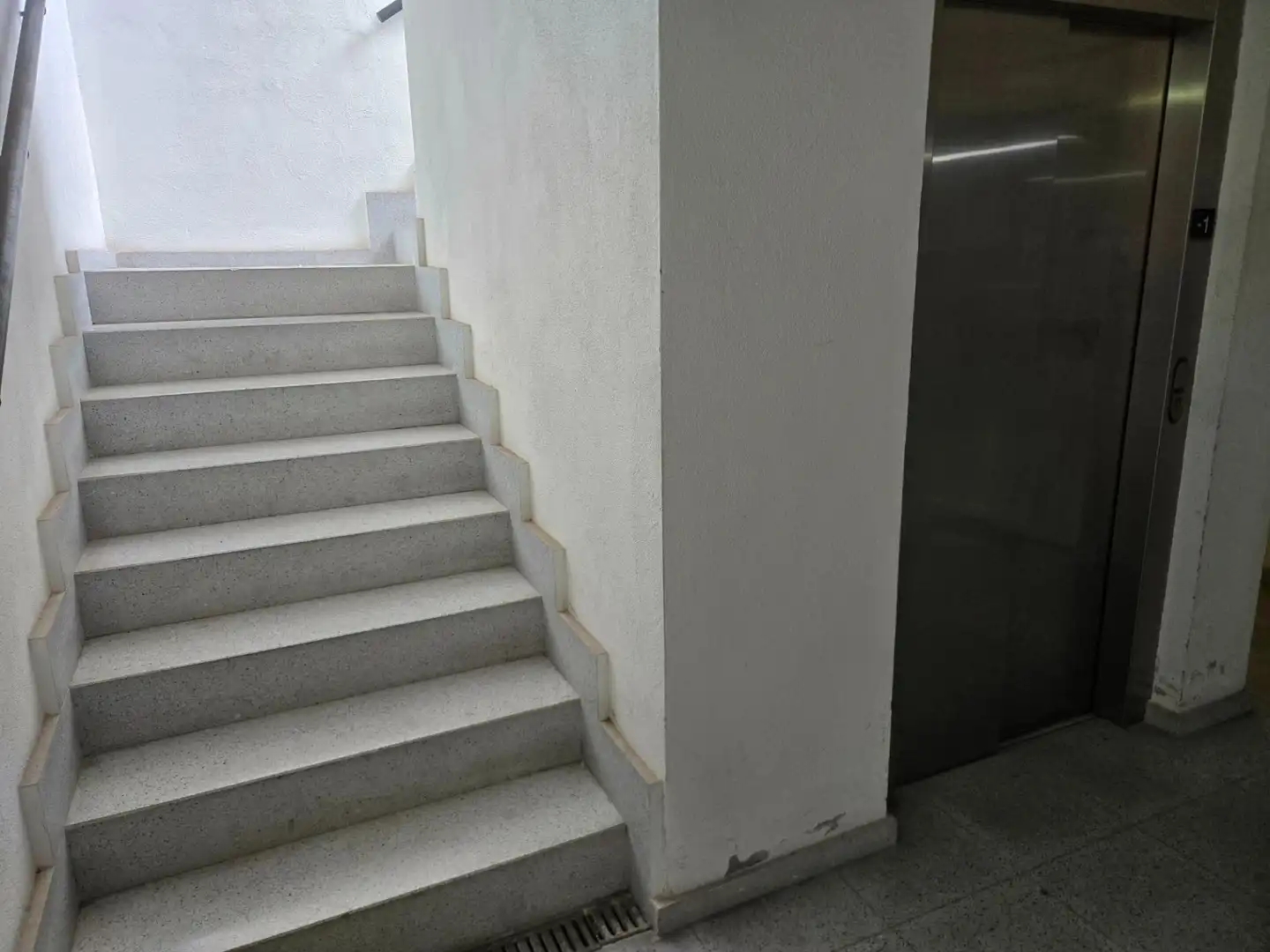 Garage zum Verkauf in Leioa