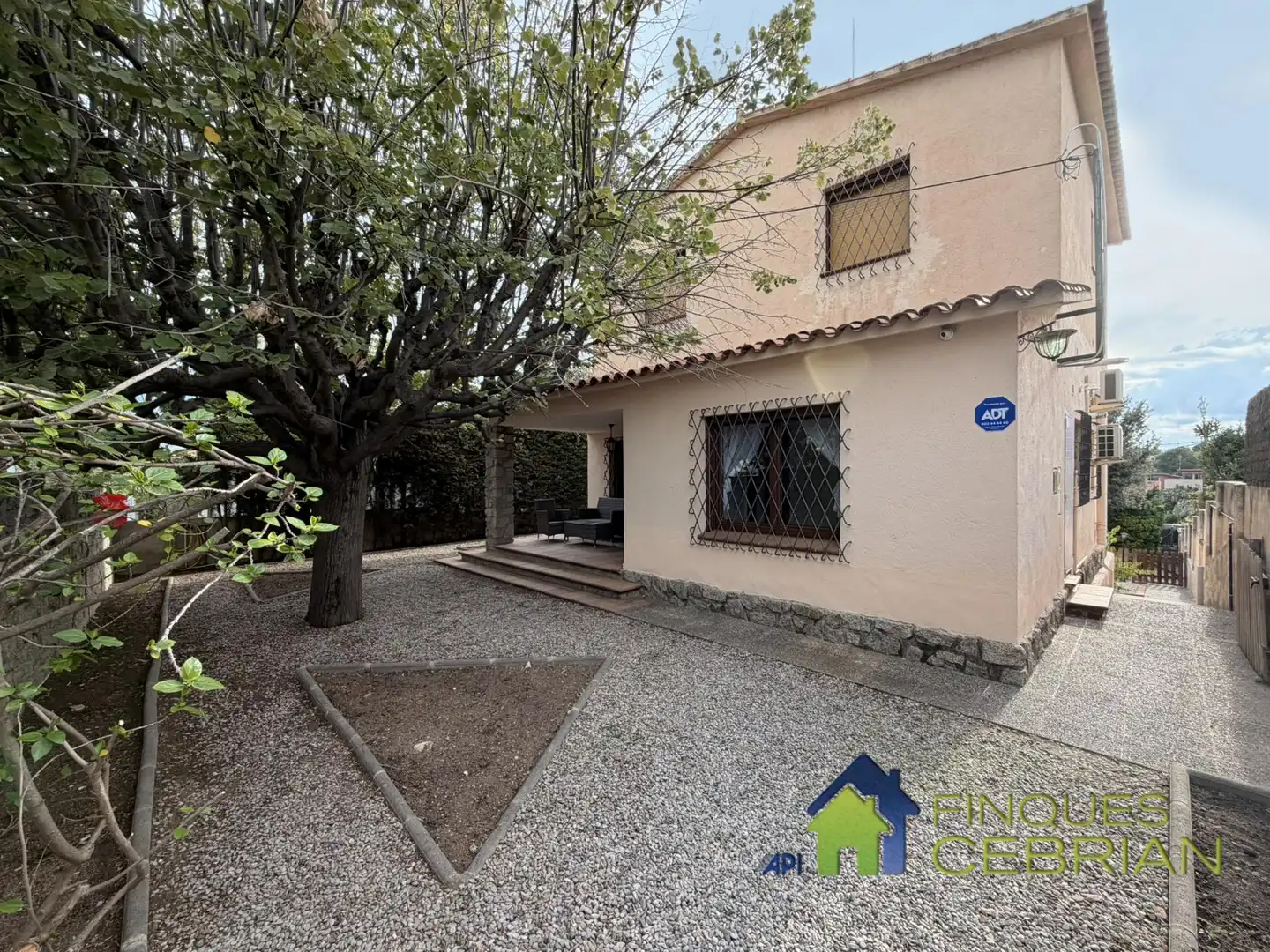 Exterior view of Houses for rent in Alella, Barcelona