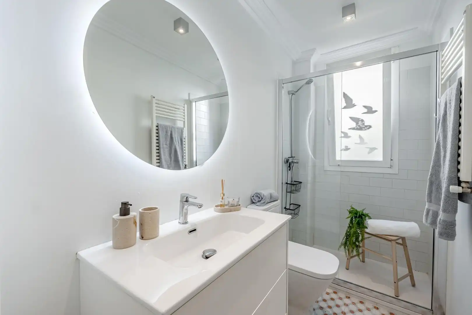 Bathroom of Flat for sale in Madrid  with Heating