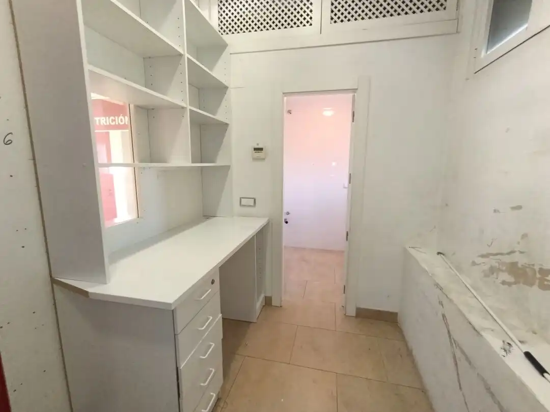 Cuina de Local en venda en Illescas amb Aire condicionat
