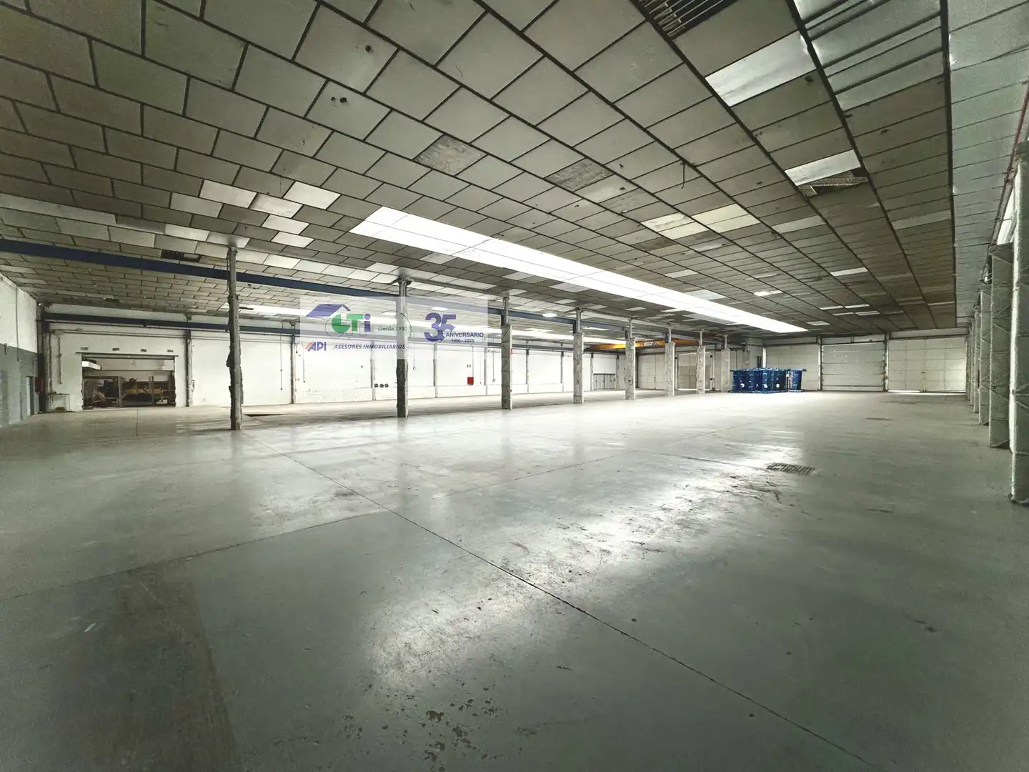 Nau industrial de lloguer en Zaragoza