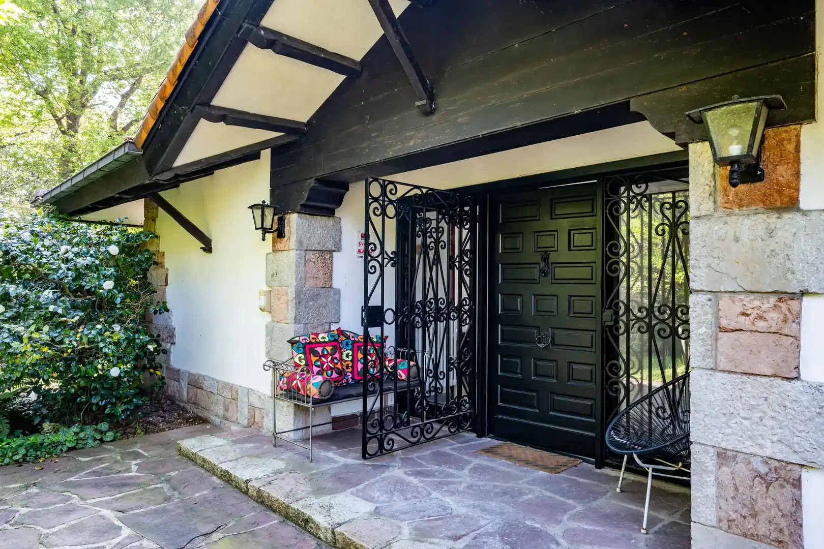 Casa o xalet en venda en Irun  amb Balcó