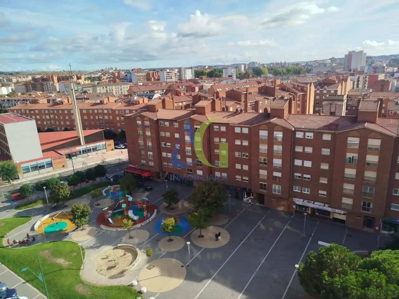 Vista exterior de Pis en venda en Trobajo del Camino