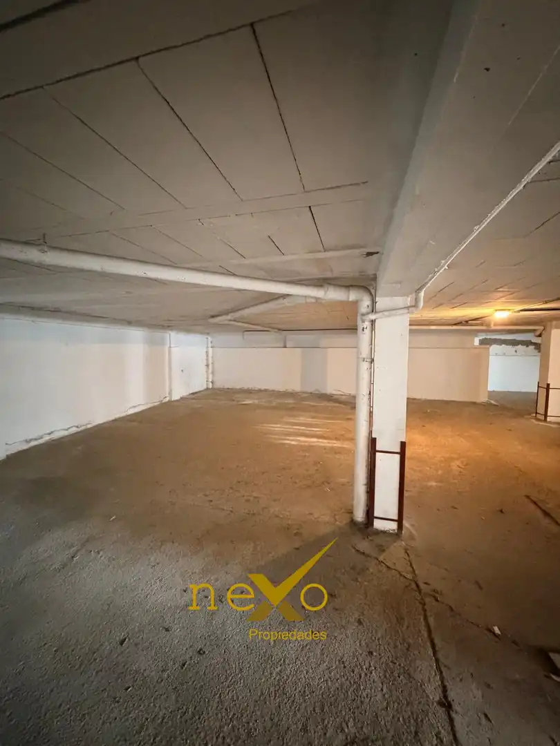 Garaje en venta en Carmona