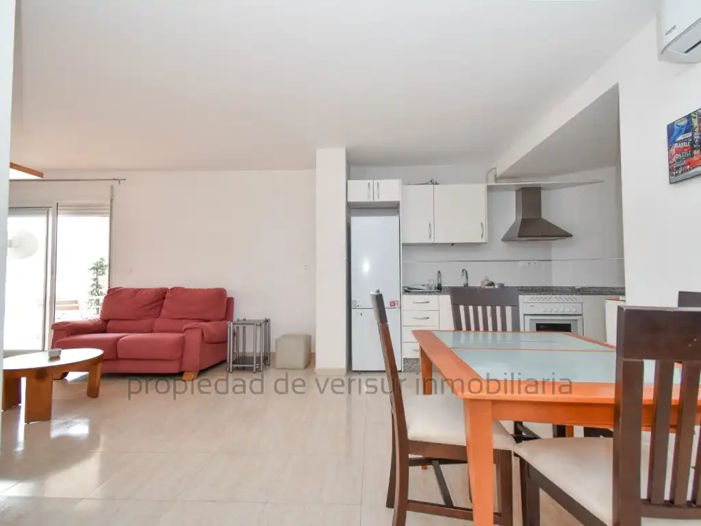 Apartamento con ascensor en alquiler en Calarreona, imagen 2