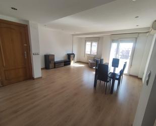 Living room of Flat for sale in  Zaragoza Capital  with Air Conditioner, Heating and Terrace