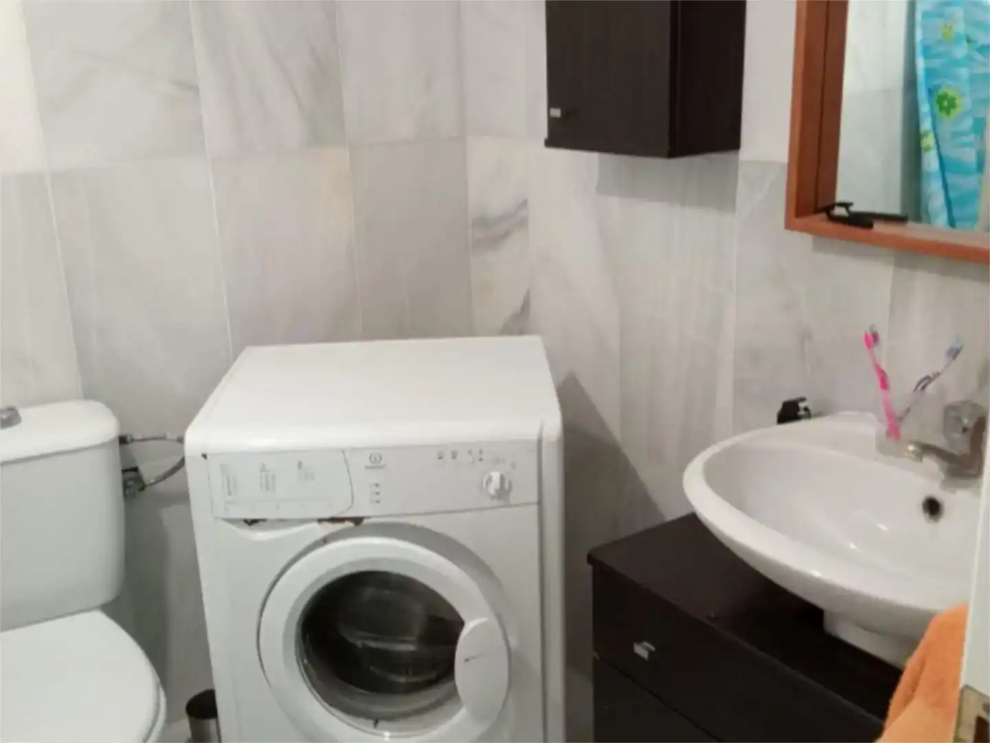 Bathroom of Flat for sale in Estepona  with Swimming Pool