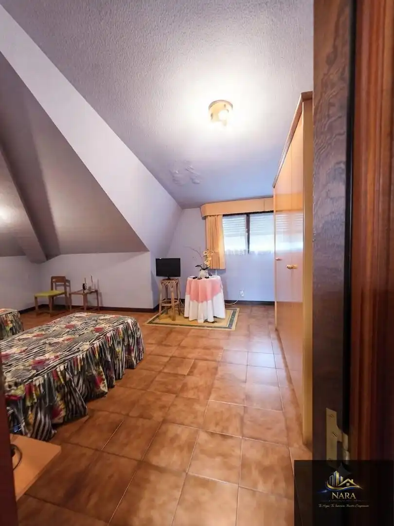 Bedroom of Houses for sale in Torrelavega   with Heating, Private garden and Parquet flooring