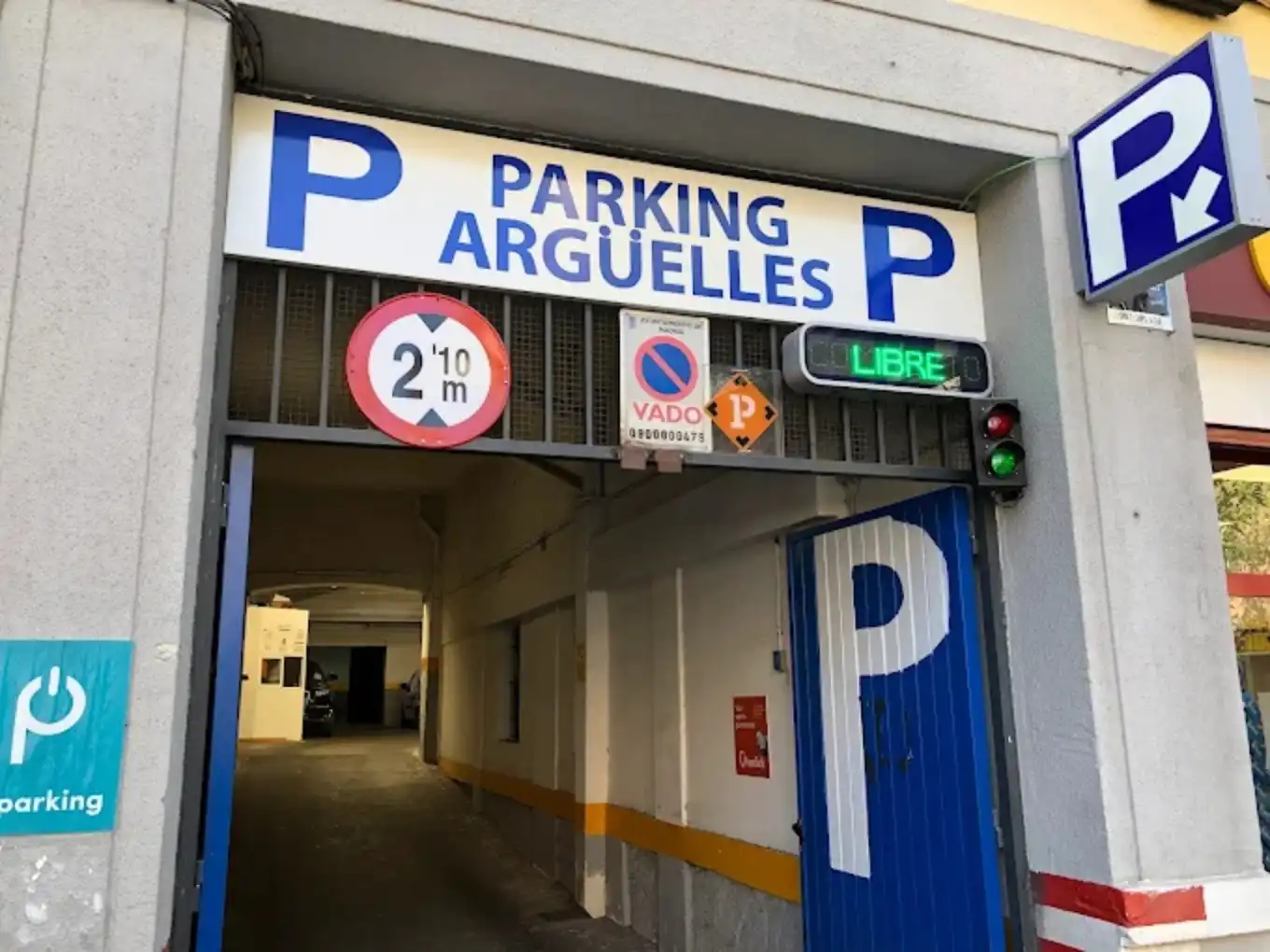Individual to rent in Calle de Romero Robledo 9, imagen 4