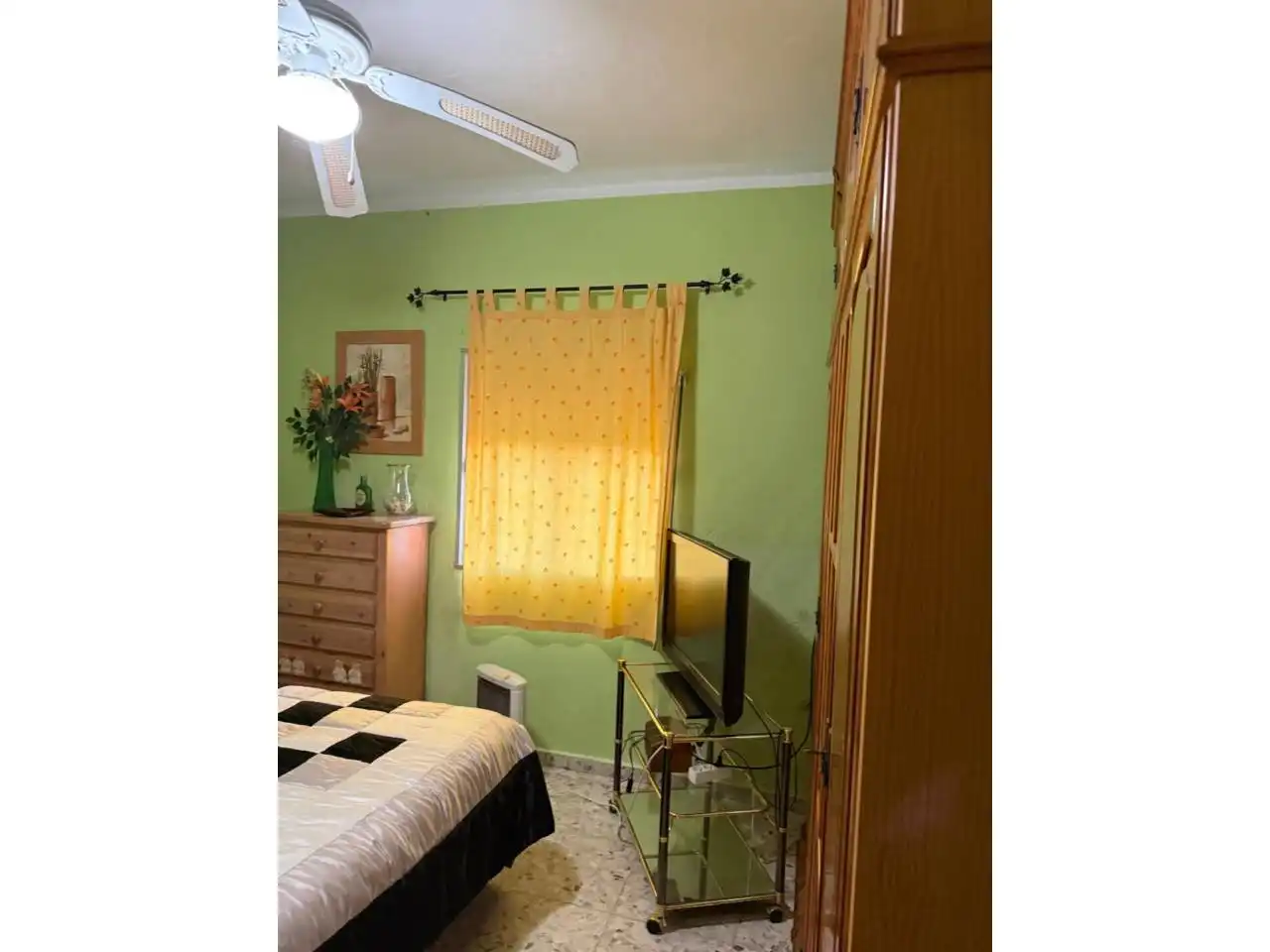 Habitación de Casa o chalet en venta en Carmona con Aire acondicionado, Calefacción y Jardín privado