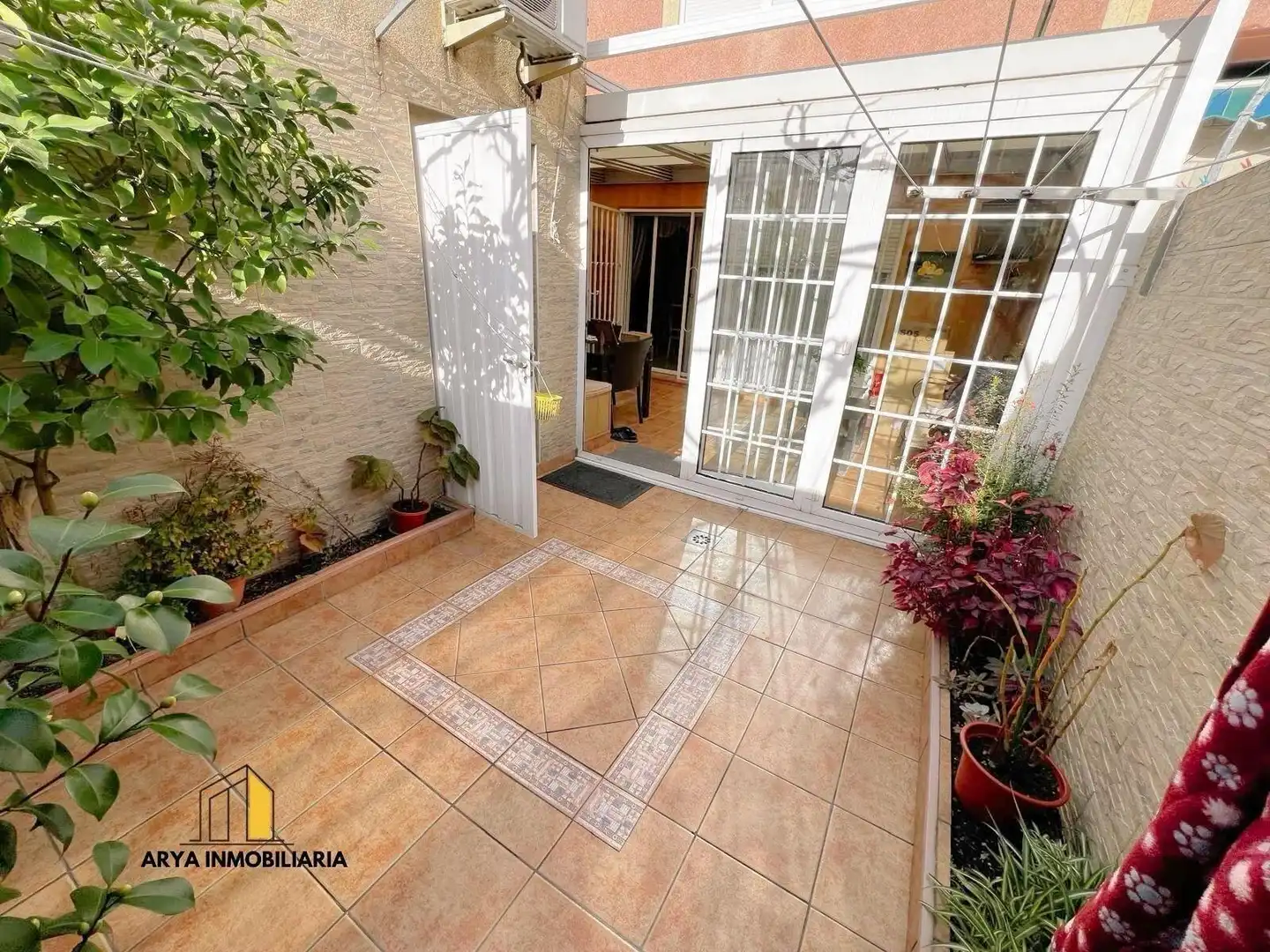 Terrassa de Casa o xalet en venda en Torrejón de Ardoz amb Aire condicionat, Calefacció i Jardí privat