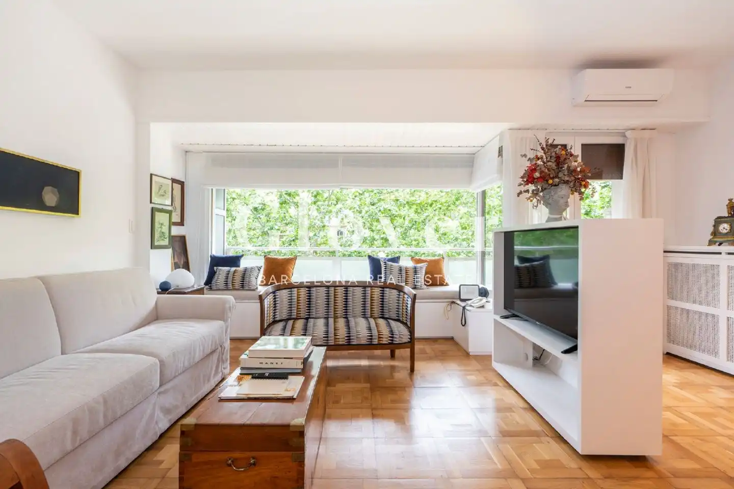 Sala de estar de Piso en venta en Barcelona con Aire acondicionado, Calefacción y Terraza