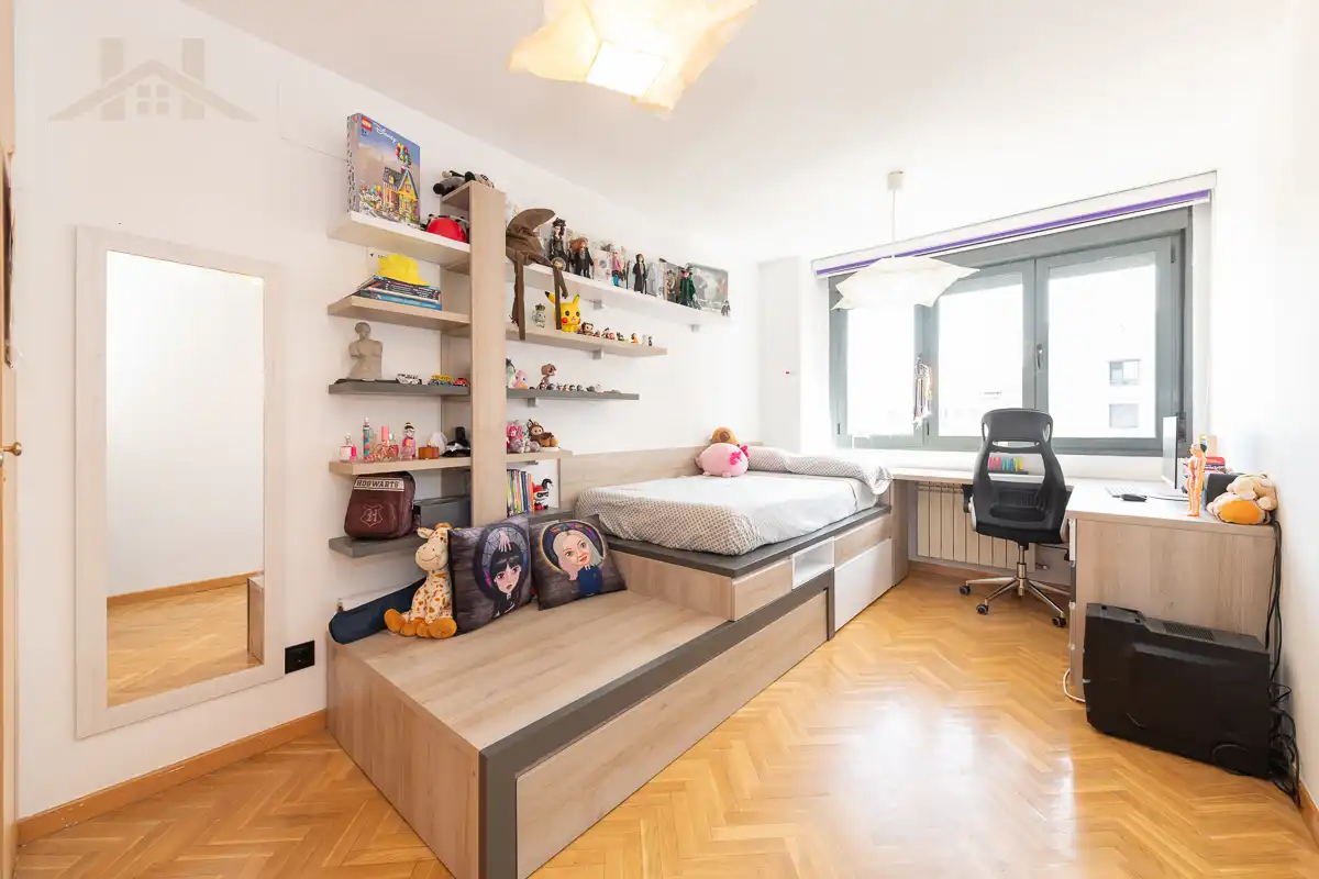 Bedroom of Flat for sale in Torrejón de Ardoz  with Air Conditioner, Heating and Storage room