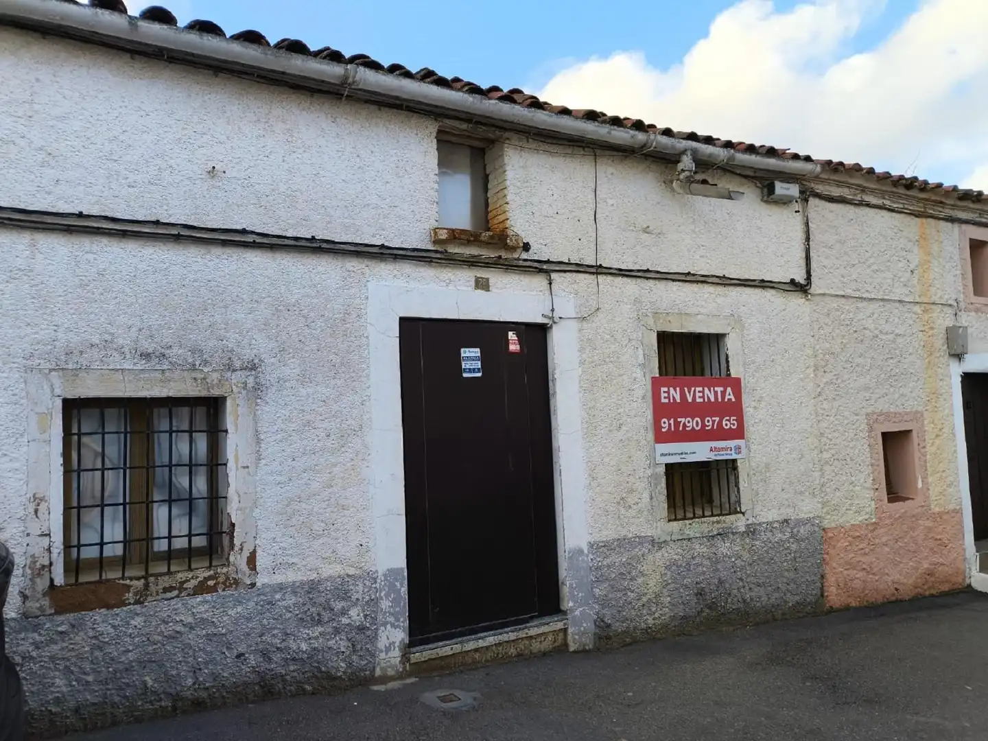 Vista exterior de Casa o chalet en venta en Navalvillar de Pela con Jardín privado