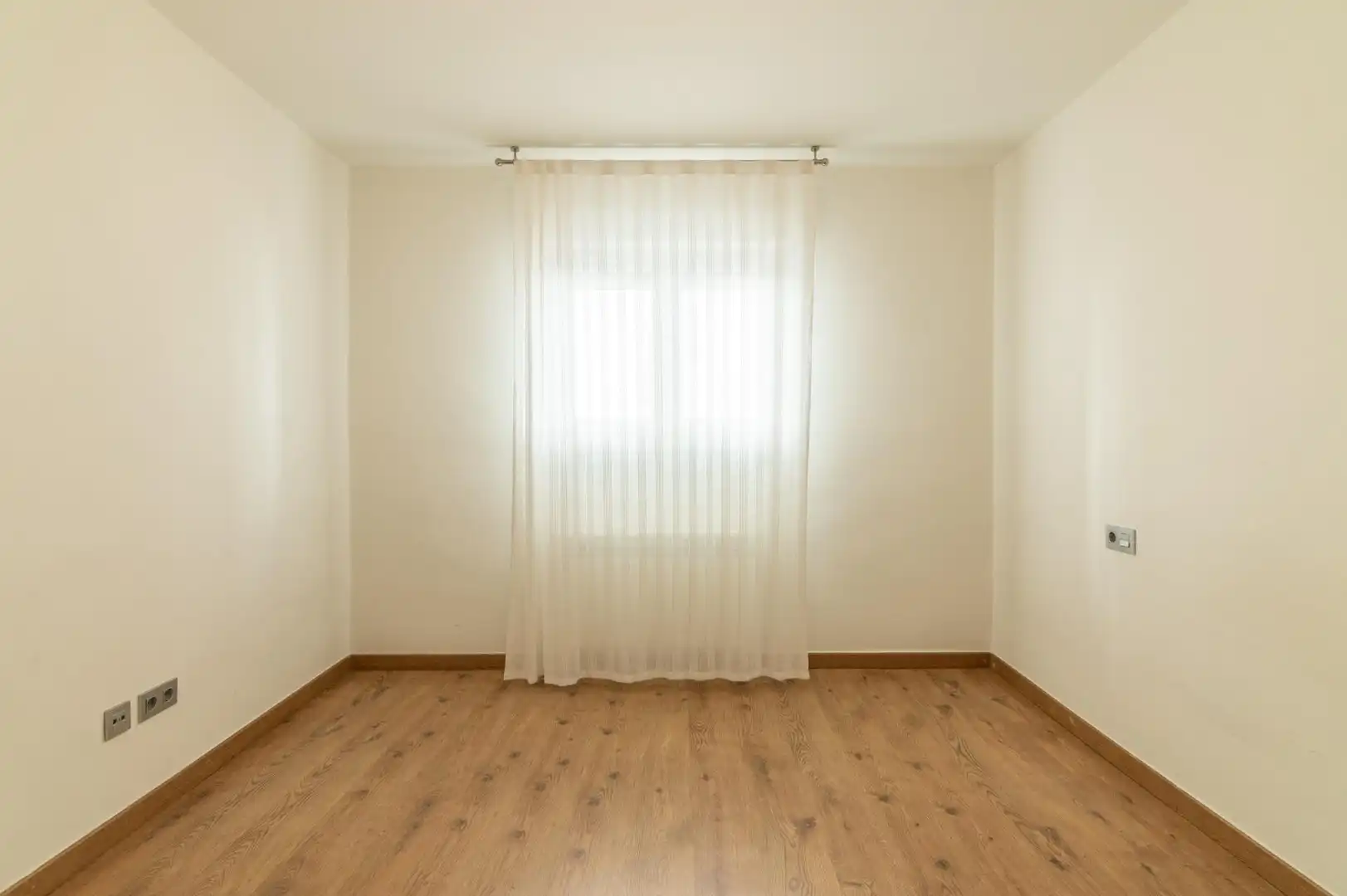 Dormitori de Pis en venda en  Pamplona / Iruña amb Parquet