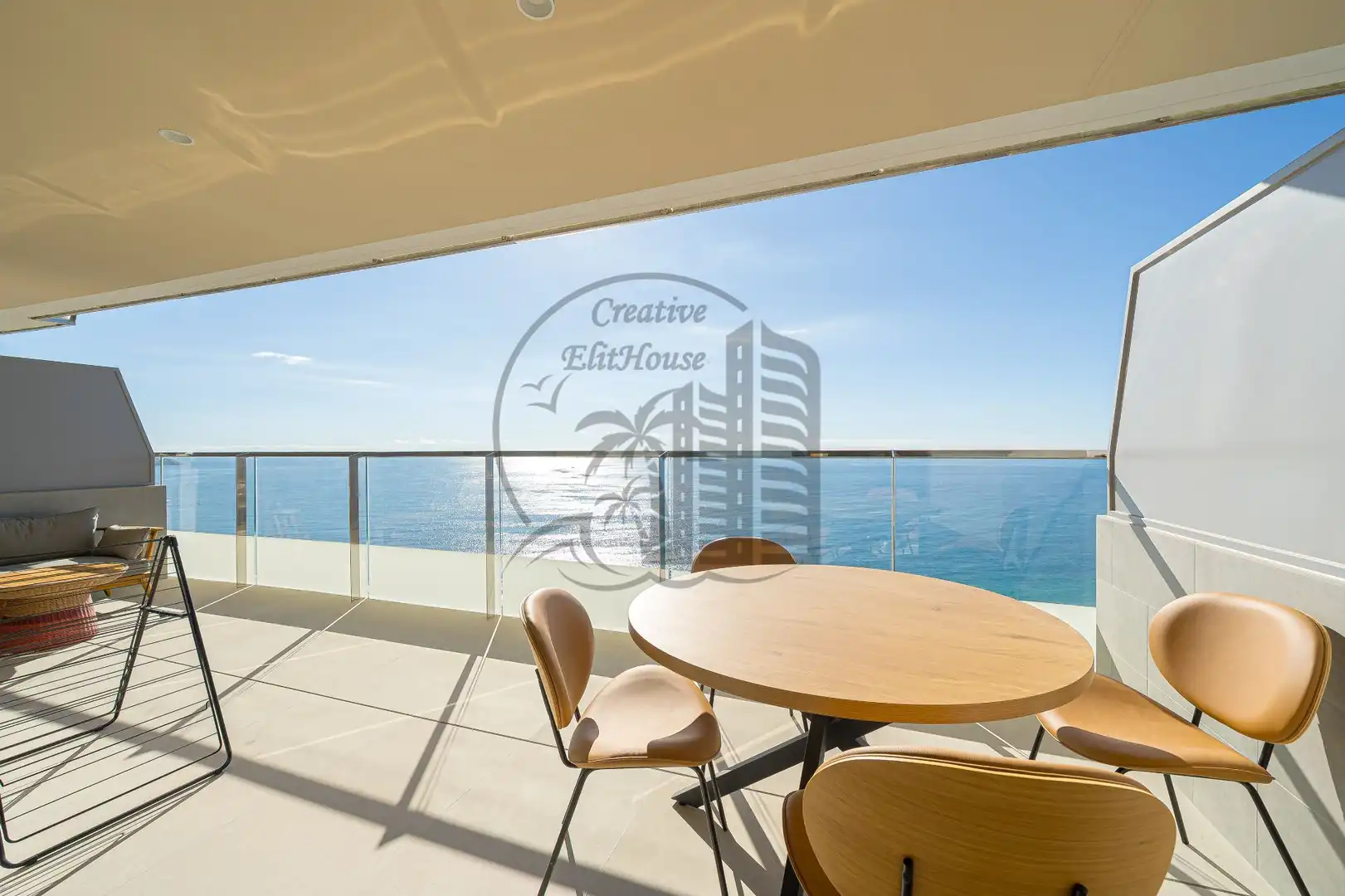 Appartement compact avec piscine à vendre à Carrer de Brasil, imagen 2