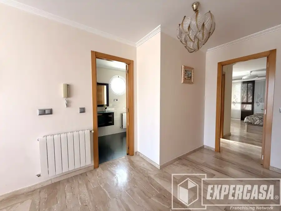 Casa o xalet en venda en Riba-roja de Túria amb Aire condicionat, Calefacció i Terrassa