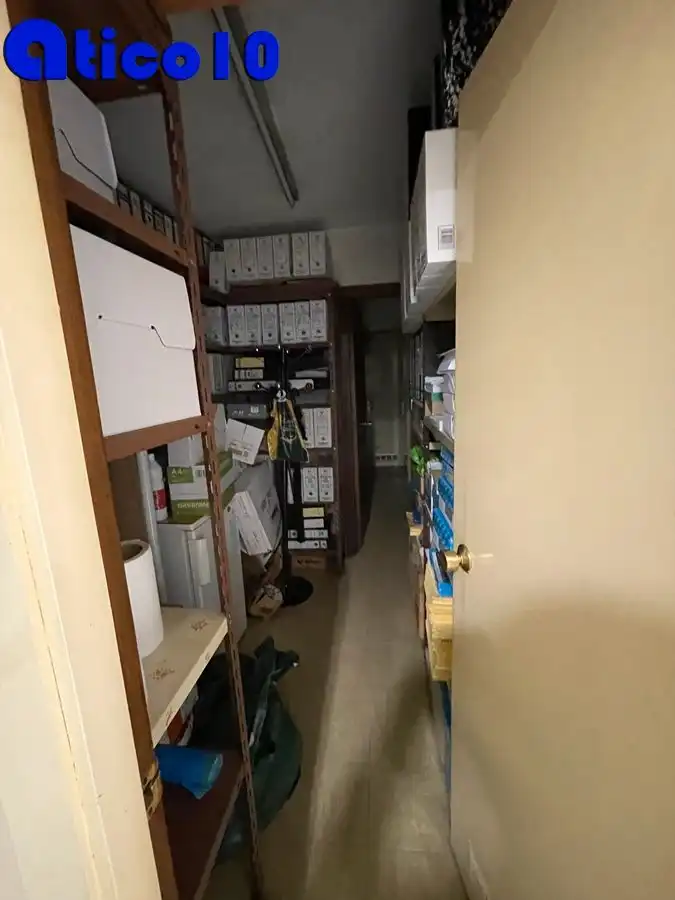 Office space with lift for sale in Centro - Casco Histórico, imagen 9