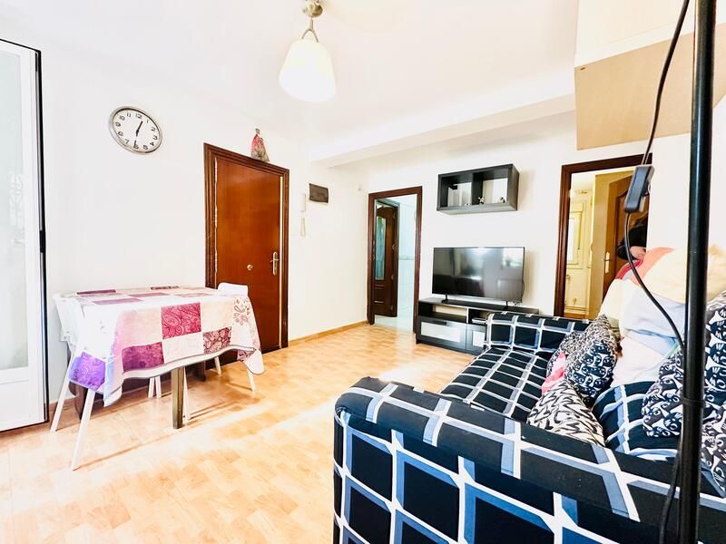 Sala de estar de Piso en venta en  Madrid Capital con Calefacción y Terraza