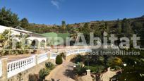Vista exterior de Casa o xalet en venda en Pedralba amb Calefacció, Jardí privat i Terrassa