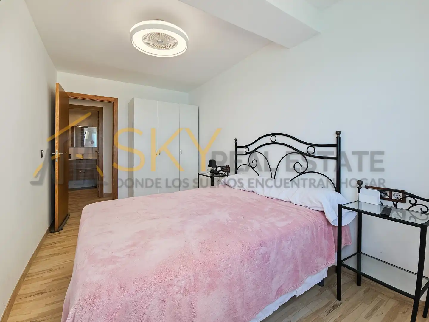 Bedroom of Flat for sale in Cullera  with Heating, Furnished and Community pool