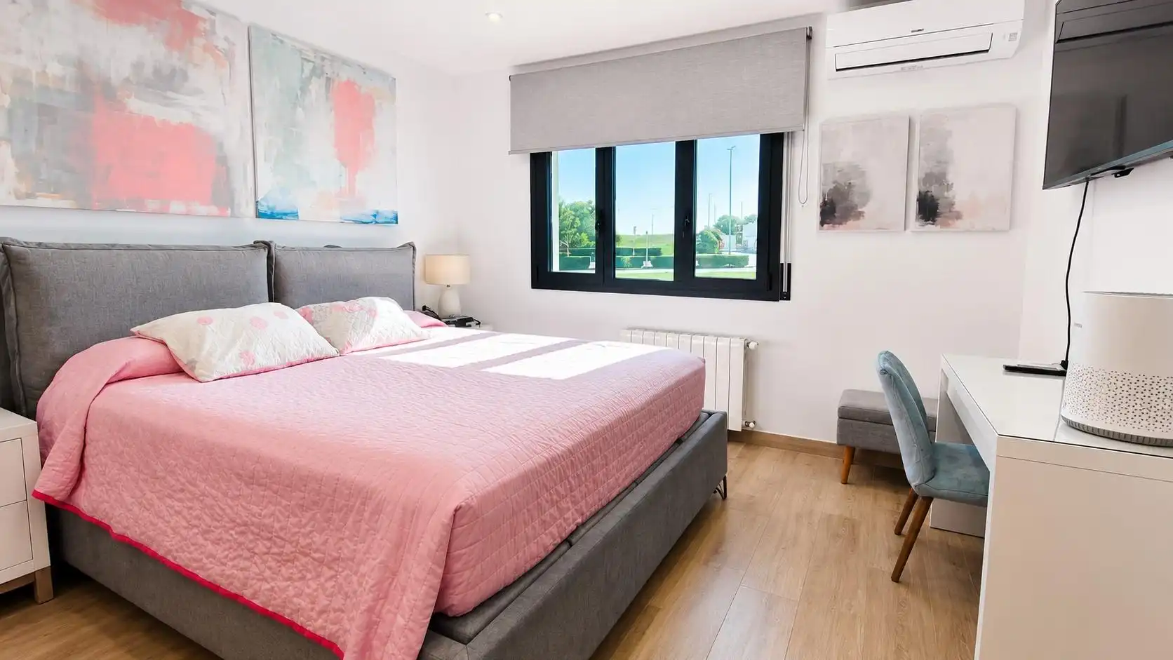 Bedroom of Detached homes for sale in Sils  with Heating and Private garden