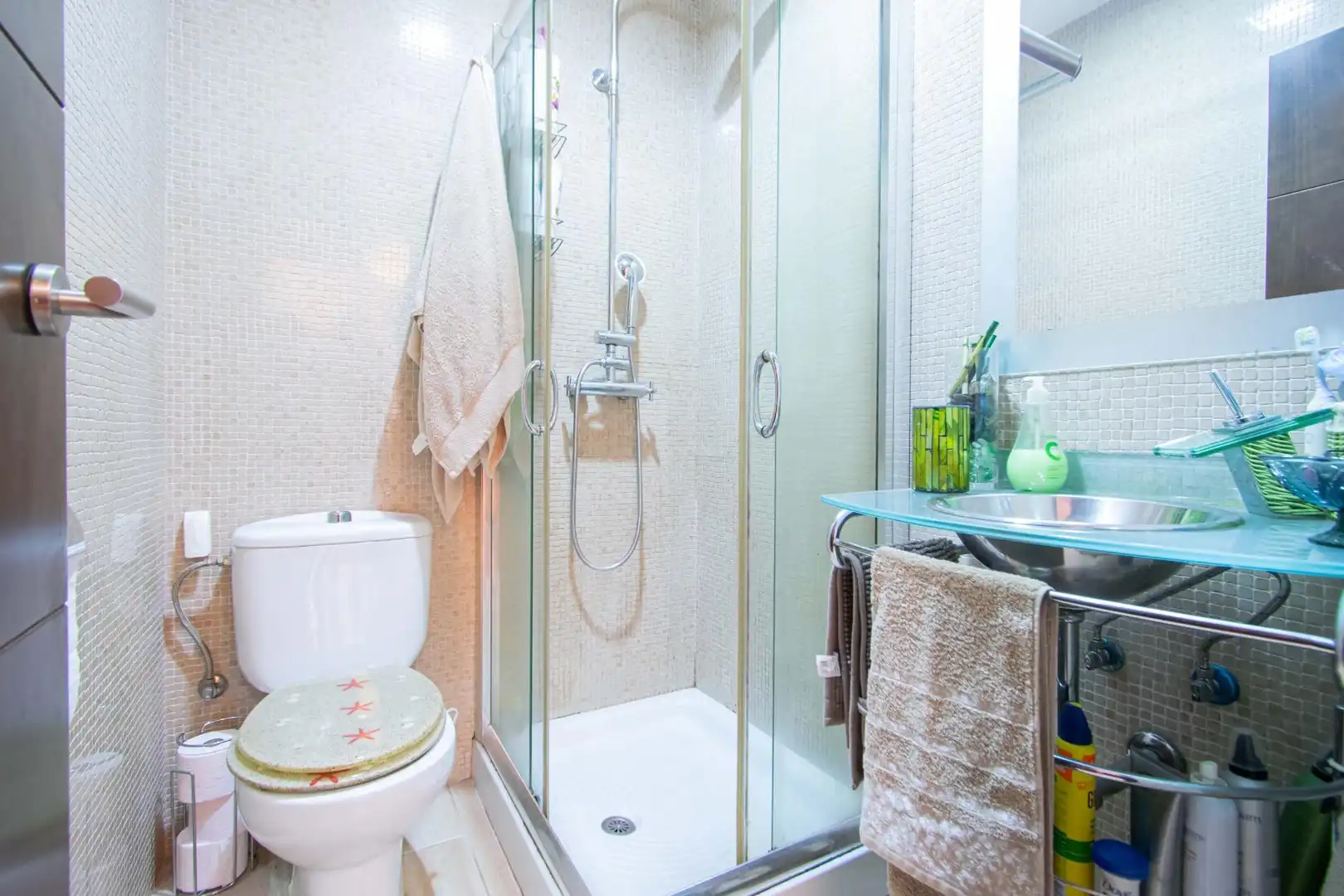 Bathroom of Detached homes for sale in Alcalá de Guadaira  with Air Conditioner and Storage room