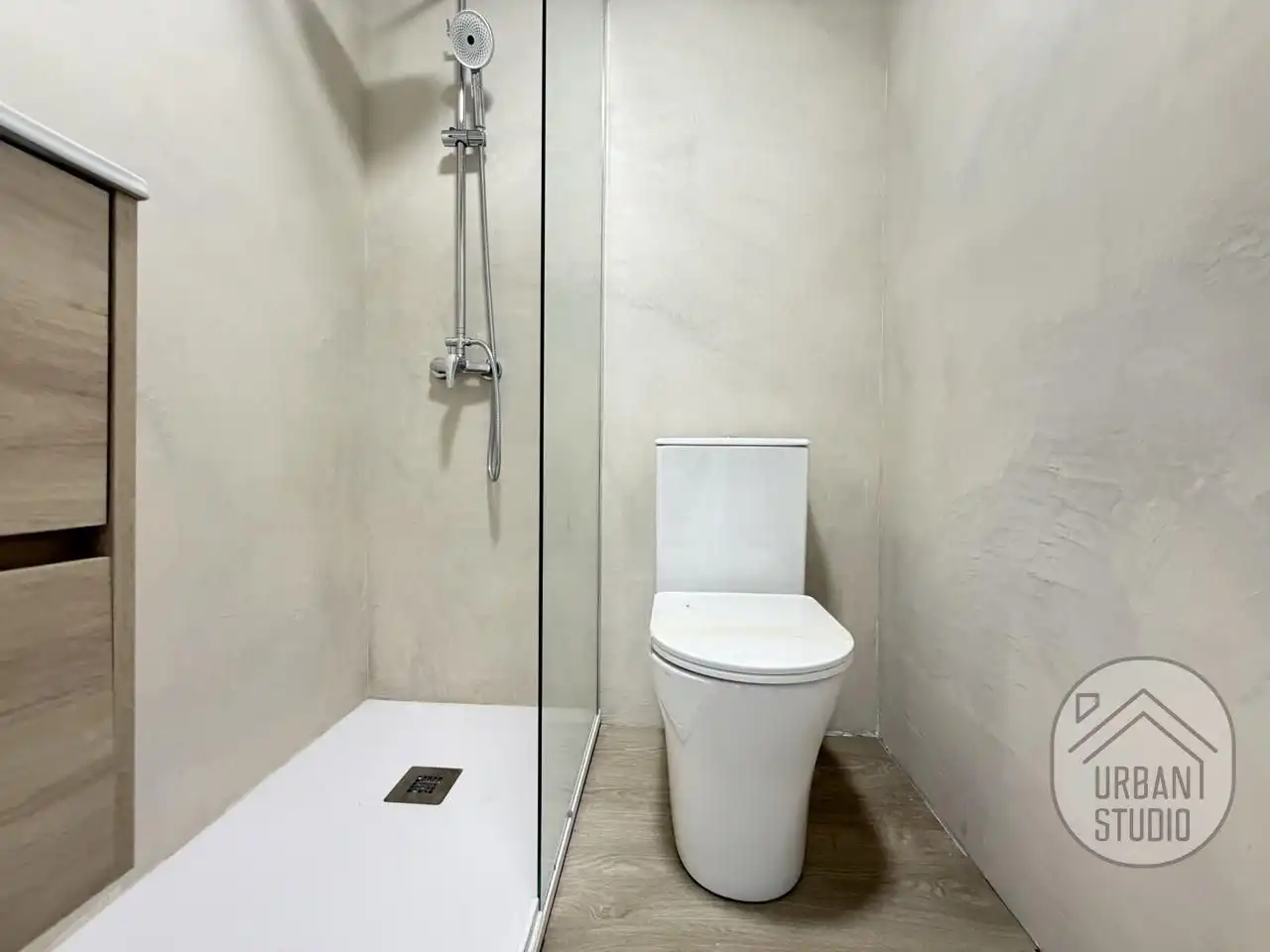 Bany de Casa o xalet en venda en Torrevieja amb Jardí privat, Parquet i Terrassa
